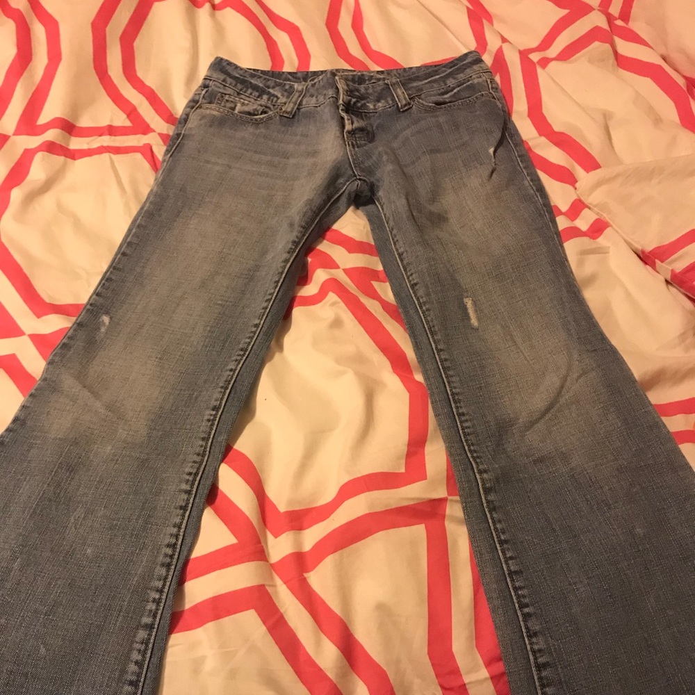 American Eagle favorite boyfriend jeans